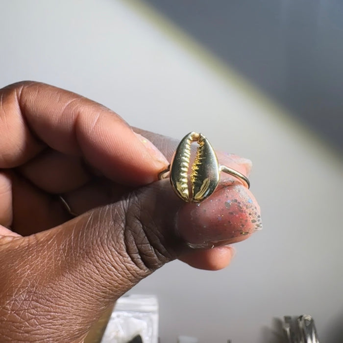 Cowrie Ring